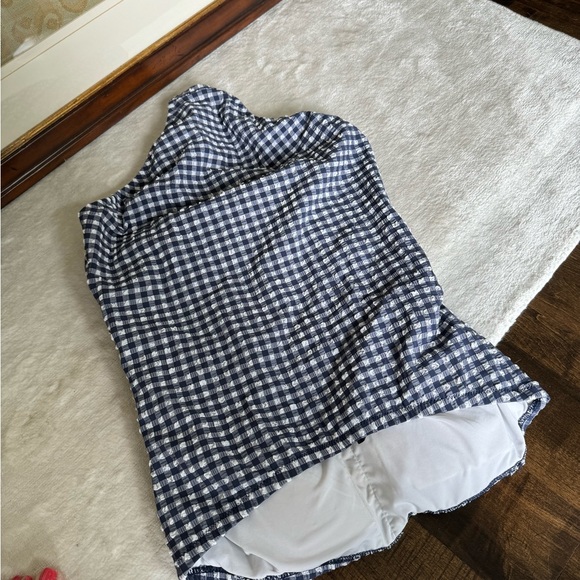 Adorable seersucker gingham navy and white one piece - Picture 3 of 3